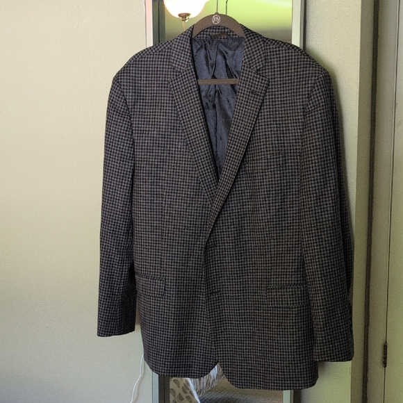 Men's Navy and Gray Checkered Blazer - Picture 1 of 4